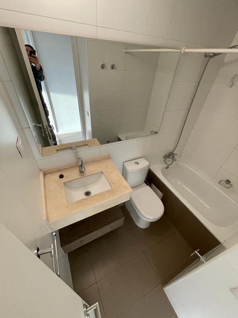 Arriendo Departamento NO 3D en suite Walk-in cl&oacute;set 3B 2E 1B San Carlos de Apoquindo - Las Condes