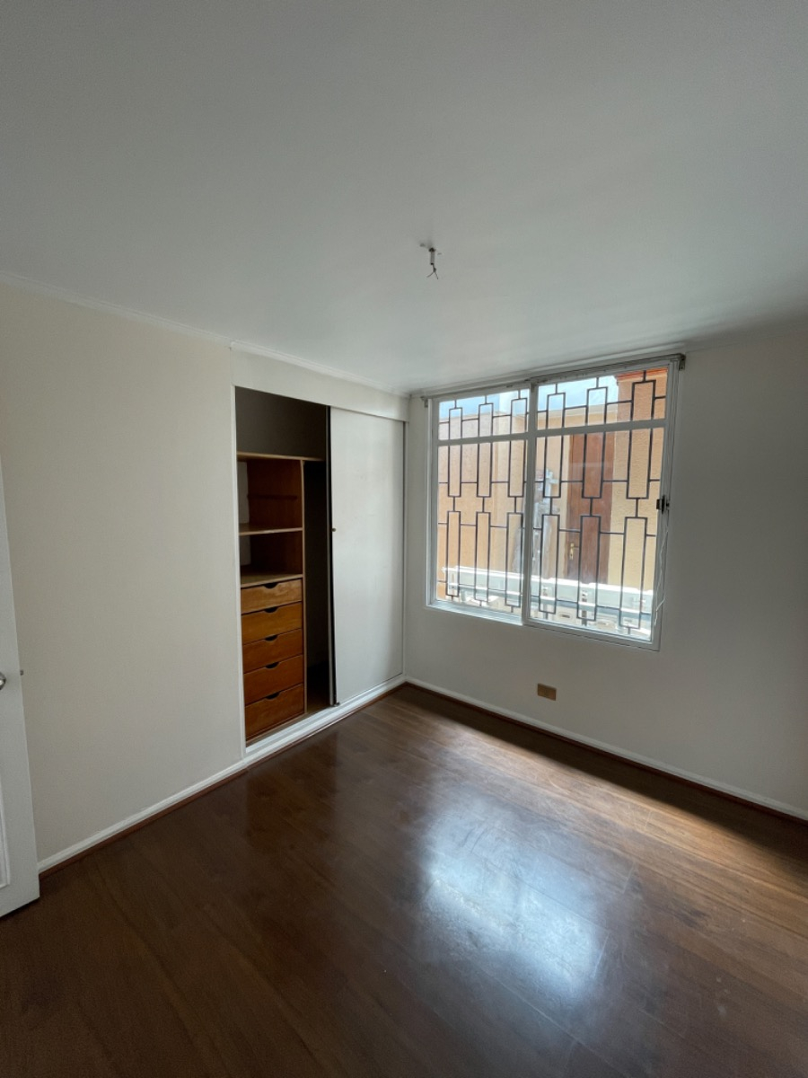 Venta Casa NO 4D 2B 1E Metro Pr&iacute;ncipe de Gales - Country Club - La Reina