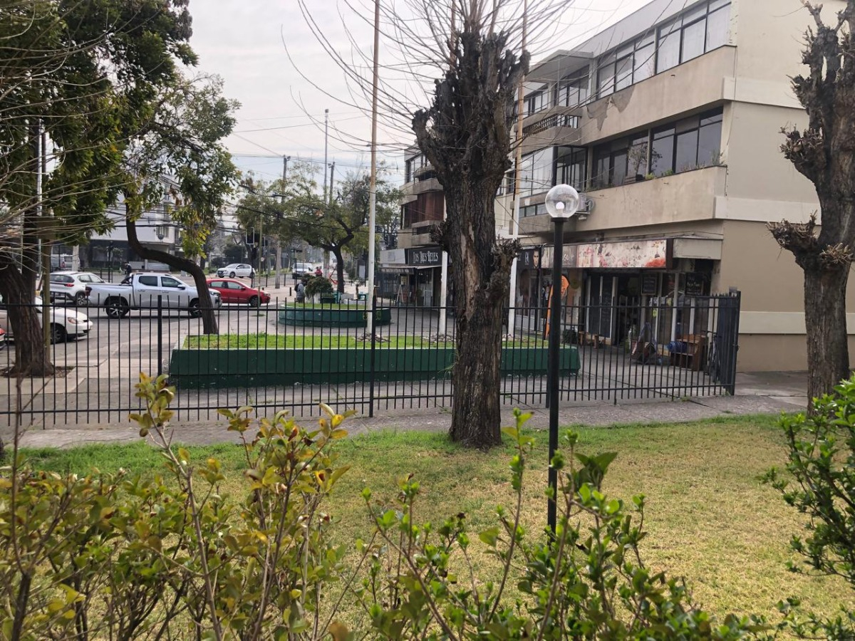 Arriendo Departamento NO 4D 2B 1E Metro Hernando de Magallanes - Las Condes
