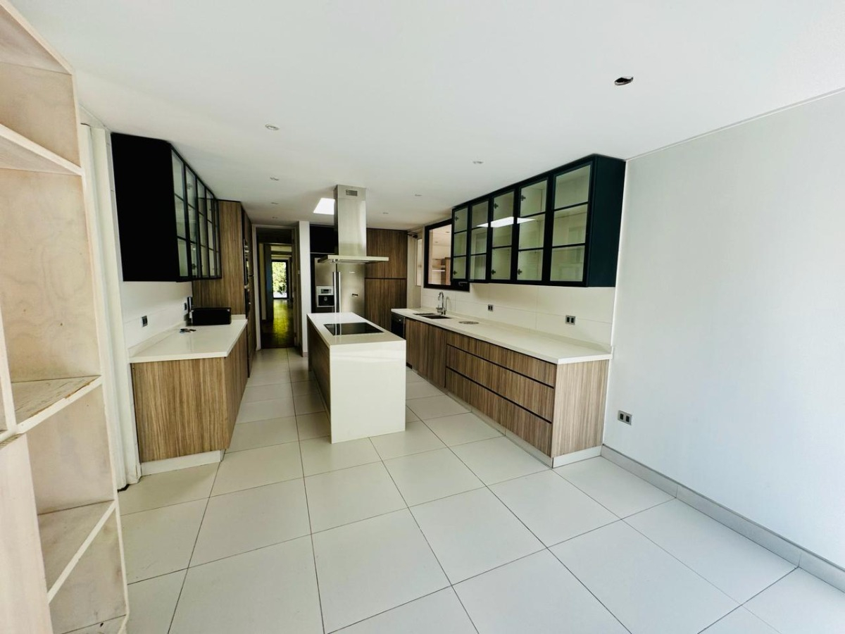 Arriendo Casa NO 5D Walk-in cl&oacute;set 5B 6E 1B Chicureo - Colina