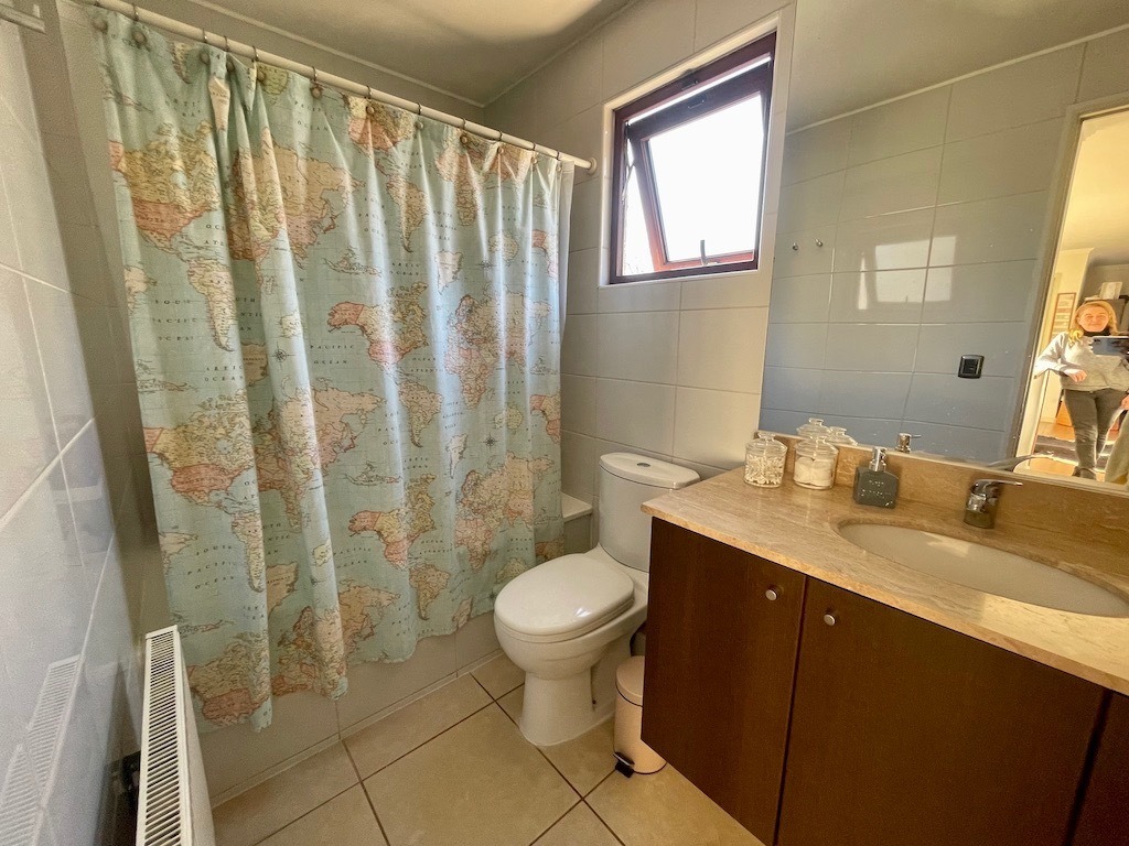 Venta Casa O 5D en suite Walk-in cl&oacute;set 5B 2E 2B Chicureo - Colina