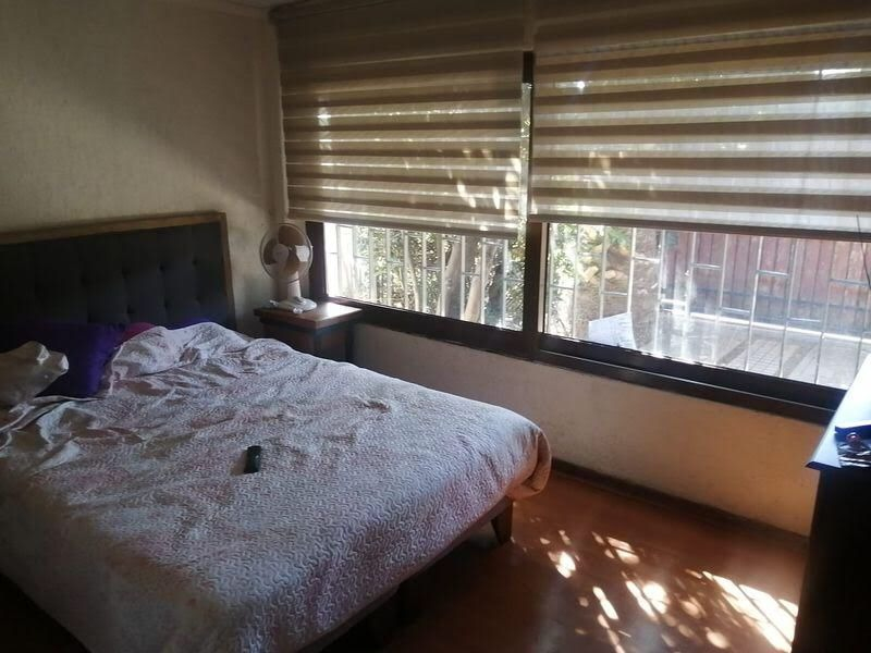 Arriendo Casa 5D en suite 4B 2E 1B Carlos Ossand&oacute;n - La Reina