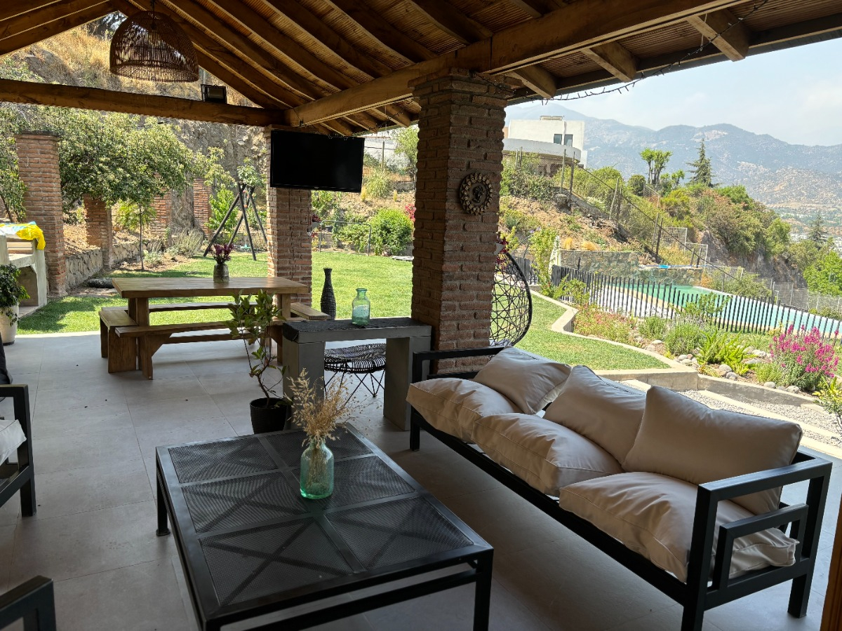 Venta Casa 6D 5B 8E La Dehesa - Lo Barnechea