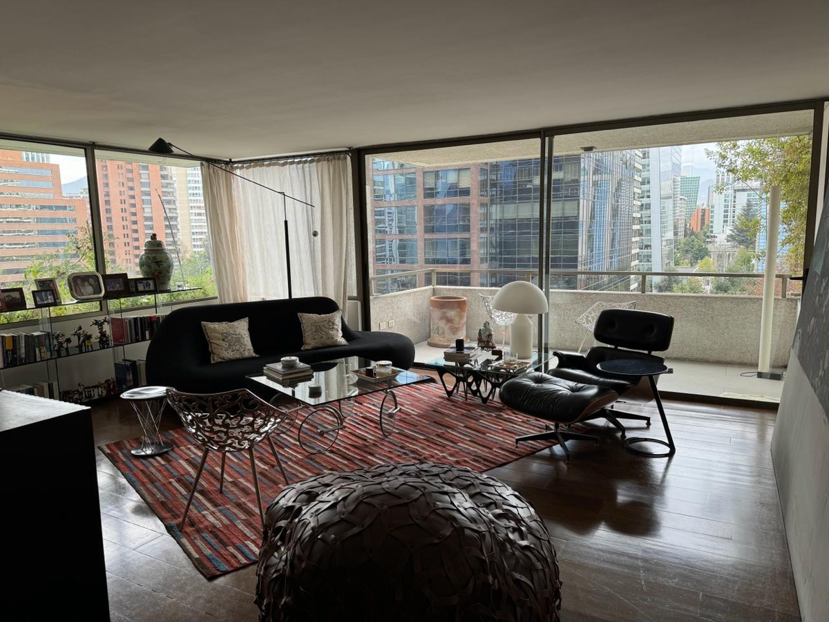 Arriendo Departamento O 4D en suite Walk-in cl&oacute;set 3B 1E 1B Barrio El Golf - Las Condes