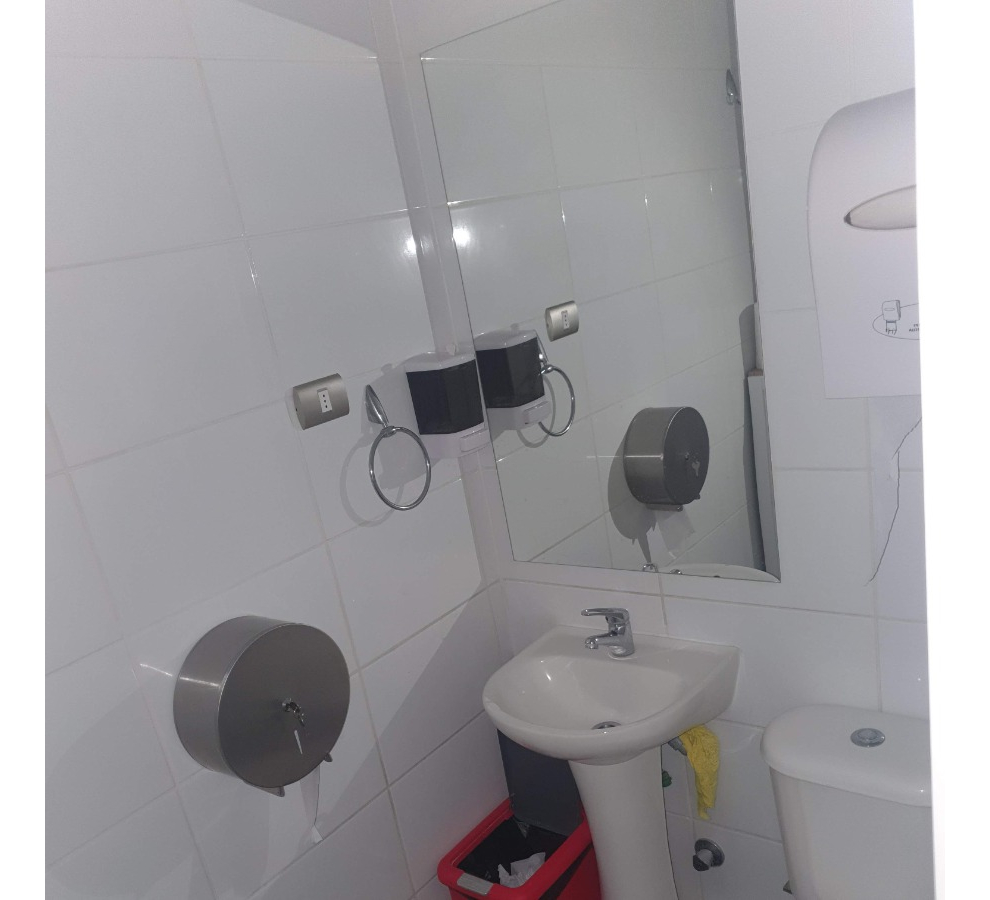 Arriendo Oficina N 2B 1E Pedro de Valdivia - Providencia
