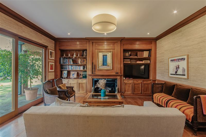 Venta Casa Nor-Oriente 6D en suite Walk-in cl&oacute;set 6B 8E 2B Los Trapenses - Lo Barnechea