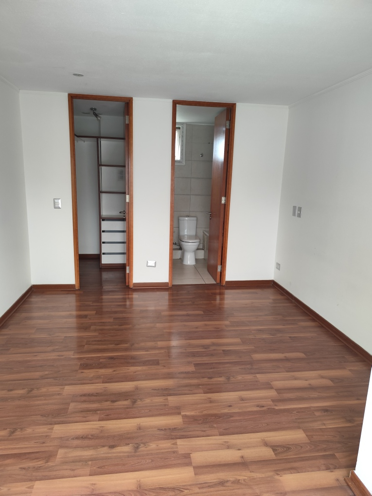 Arriendo Departamento 2D 2B 1E 1B Los Dominicos - Las Condes