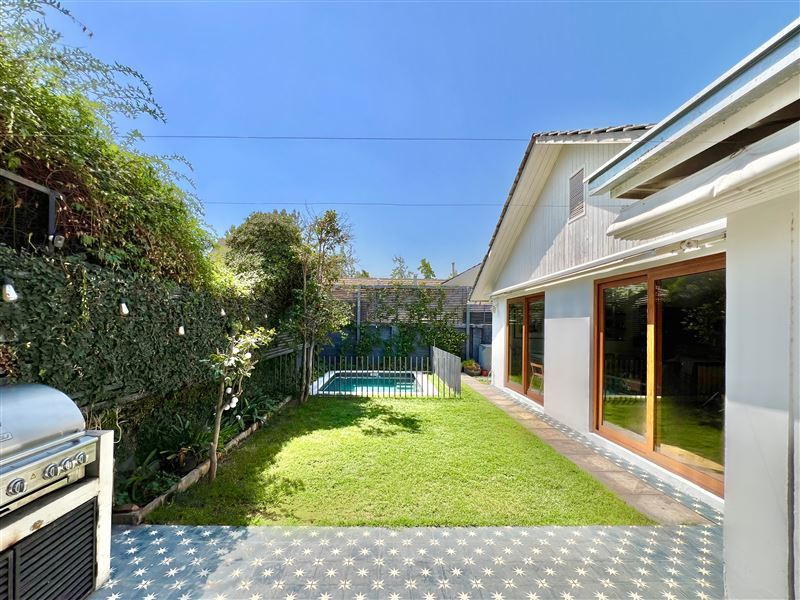 Venta Casa Nor-Oriente 3D 3B 1E 1B Metro Escuela Militar - Las Condes