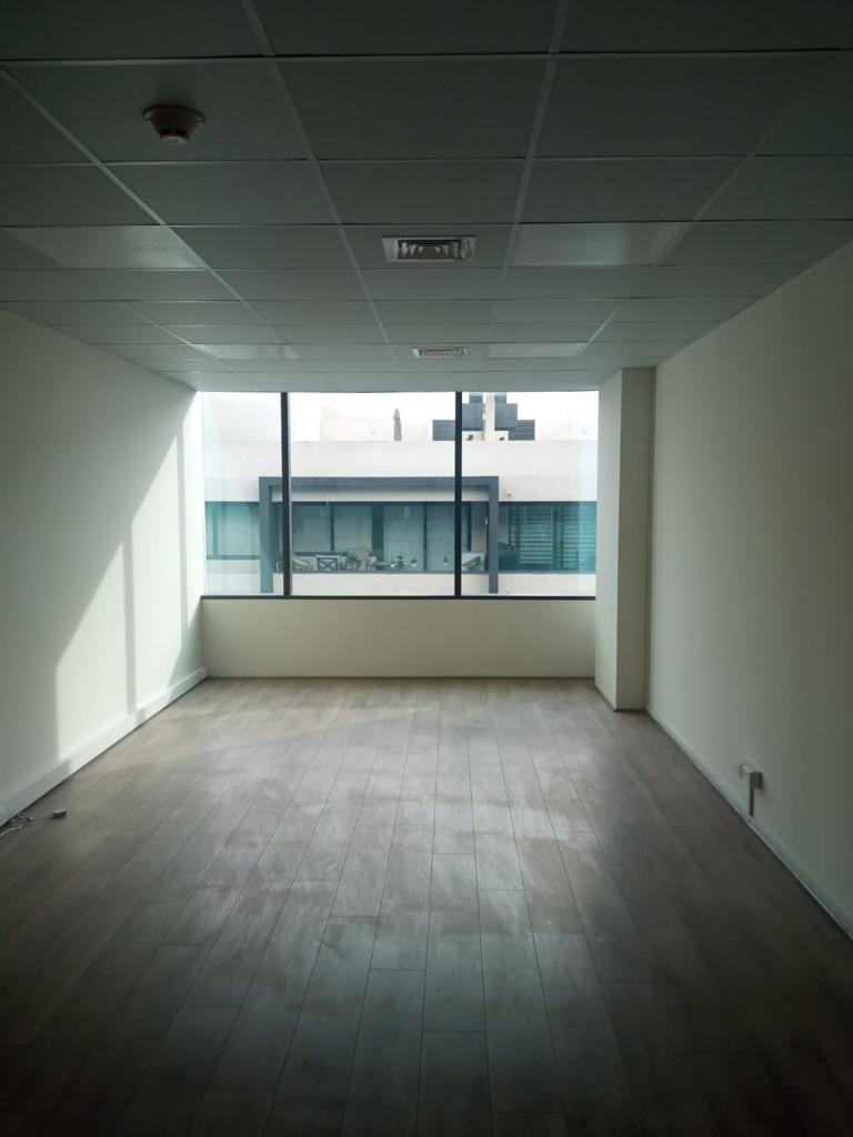 Venta Oficina N 1B Metro Sim&oacute;n Bolivar - La Reina