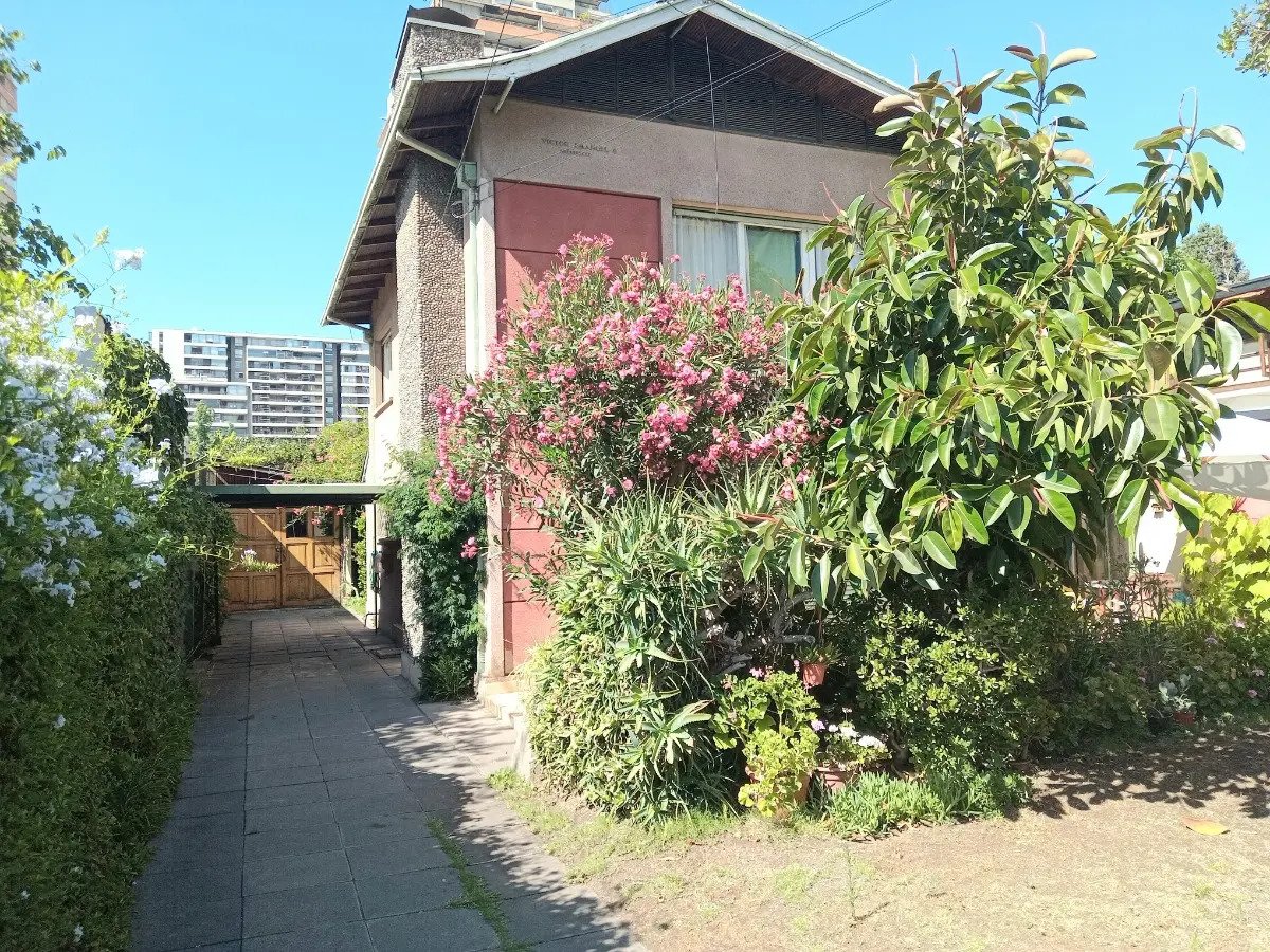Venta Casa 4D Metro Hernando de Magallanes - Las Condes