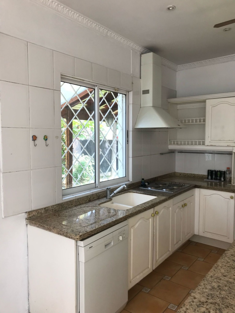 Arriendo Casa 6D 4B 3E 2B Metro Pr&iacute;ncipe de Gales - Country Club - La Reina