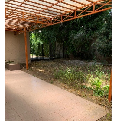 Venta Casa NO 4D en suite 2B 2E Carlos Ossand&oacute;n - La Reina