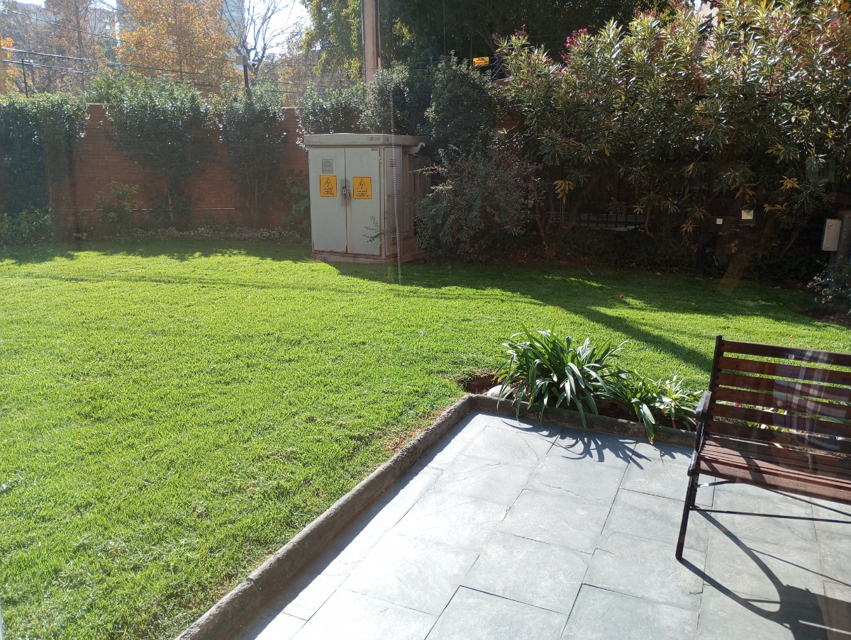 Arriendo Departamento NO 4D en suite Walk-in cl&oacute;set 2B 2E 1B Metro Manquehue - Apumanque - Las Condes