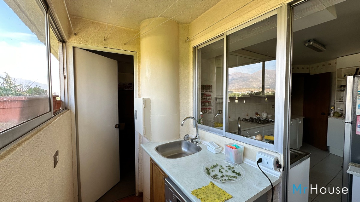 Venta Departamento 4D Juan XXIII - Vitacura