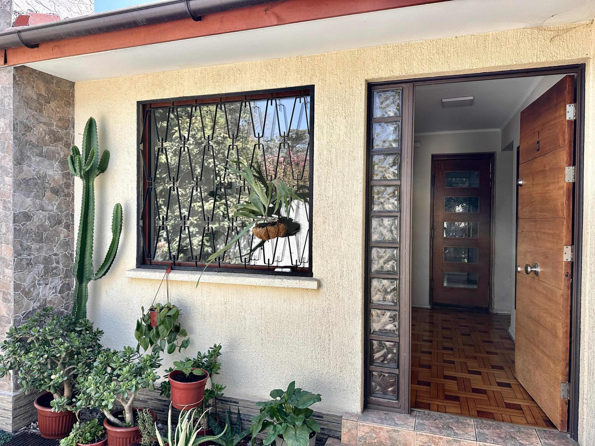 Arriendo Casa 3D 3B 4E 3Bd Sebasti&aacute;n Elcano - Las Condes