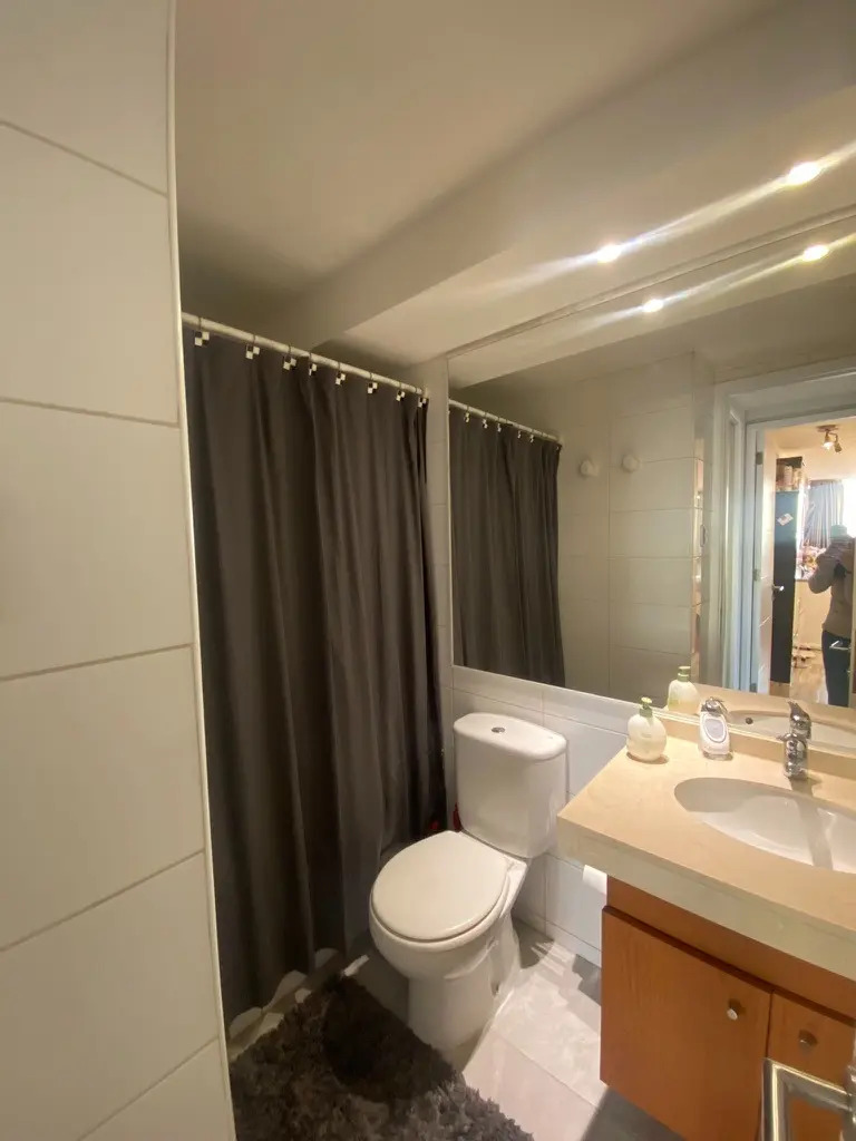 Arriendo Departamento SP 2D en suite 2B 1E 1B Barrio El Golf - Las Condes