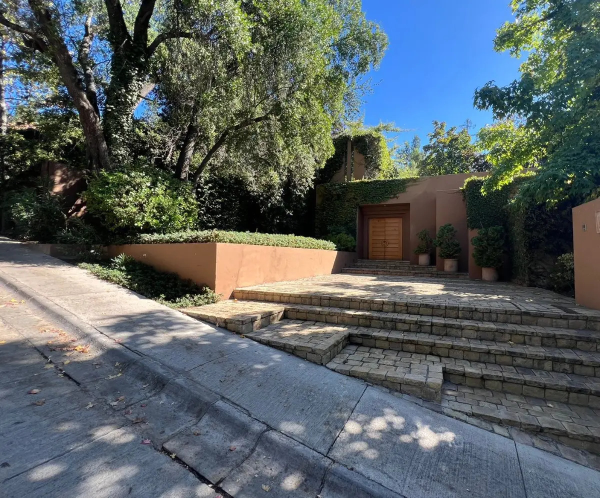 Venta Casa NO 5D en suite Walk-in cl&oacute;set 5B 2E 1B La Dehesa - Lo Barnechea