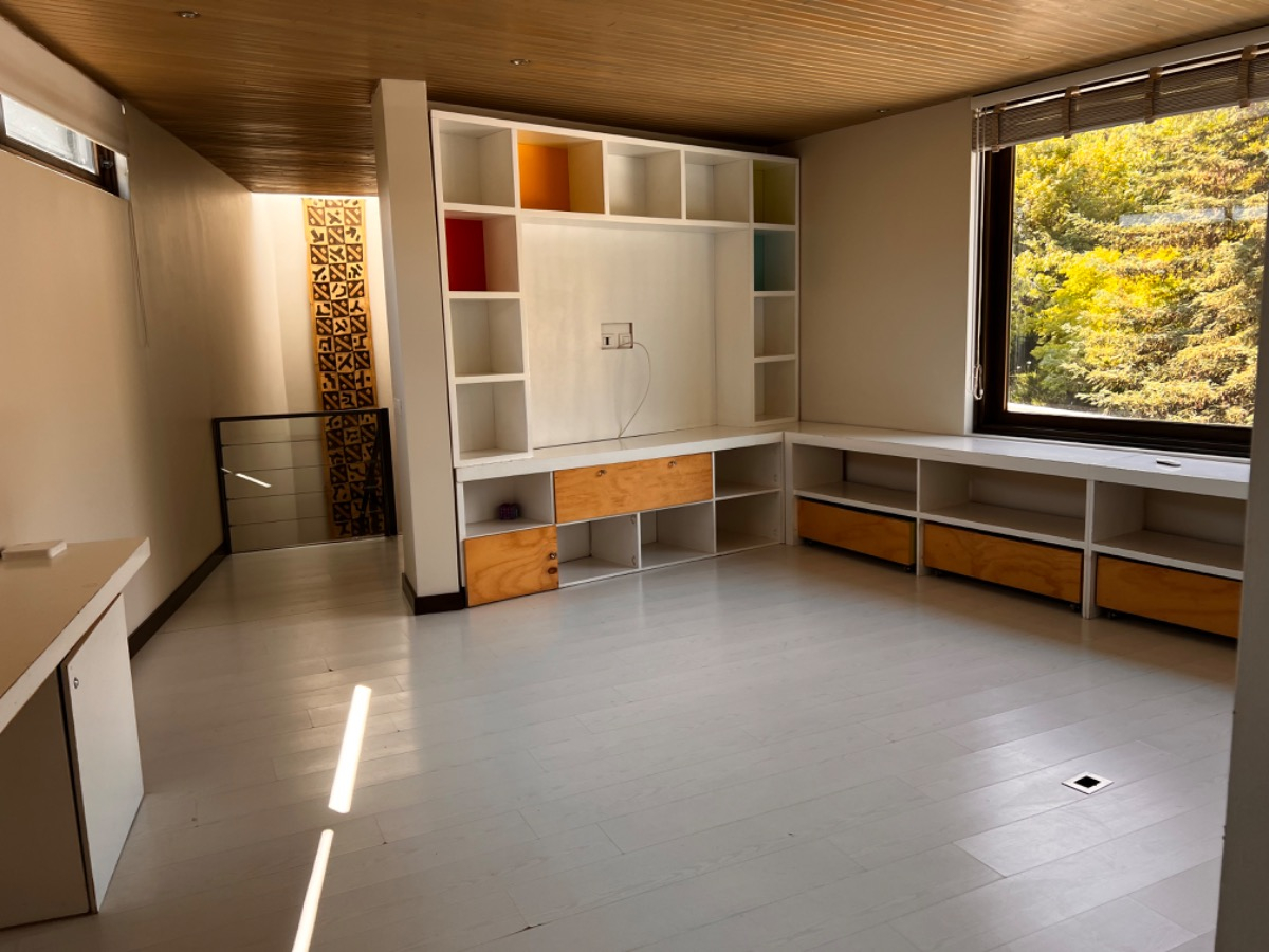 Venta Casa NO 4D 6B 3E 2B La Dehesa - Lo Barnechea