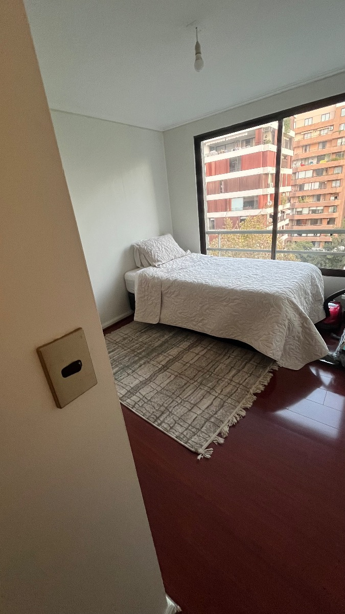 Arriendo Departamento SO 2D en suite Walk-in cl&oacute;set 2B 1E 1B Barrio El Golf - Las Condes