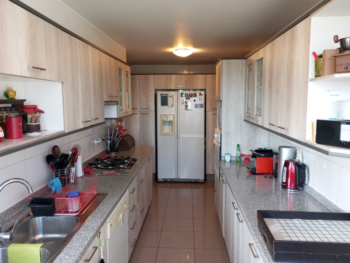 Arriendo Departamento NO 4D en suite Walk-in cl&oacute;set 2B 2E 1B Metro Manquehue - Apumanque - Las Condes