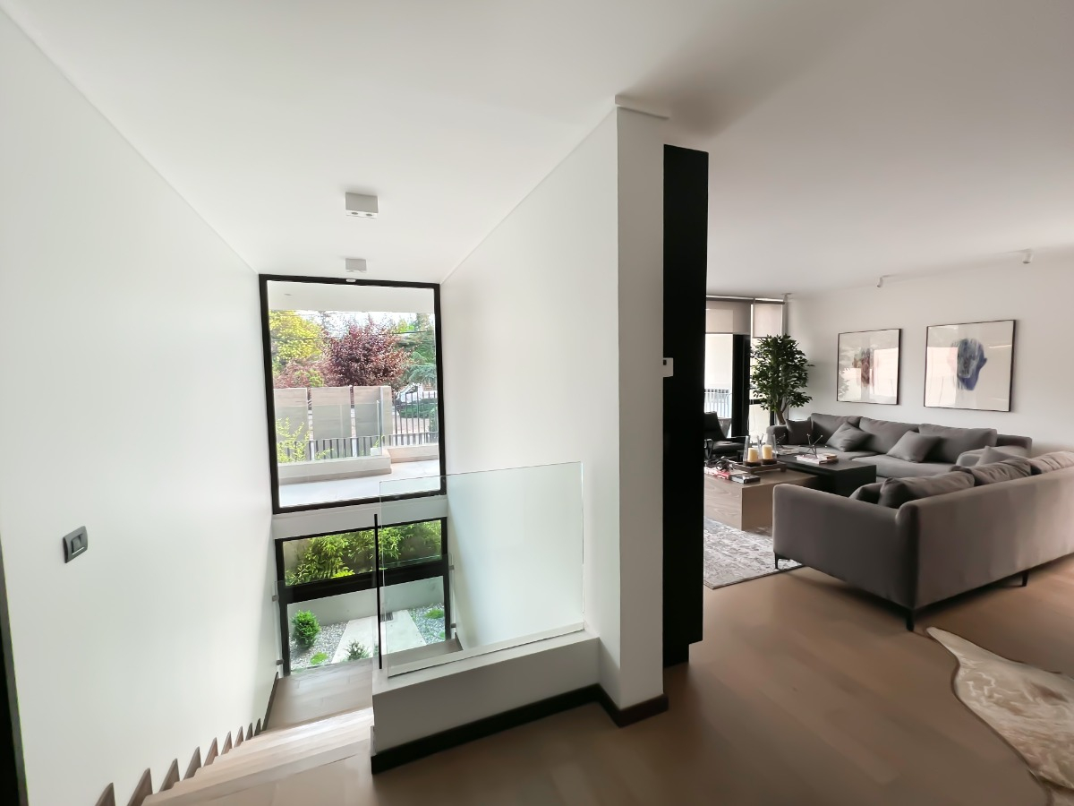 Venta Departamento NO 3D en suite Walk-in cl&oacute;set 2B 3E 1B La Dehesa - Lo Barnechea