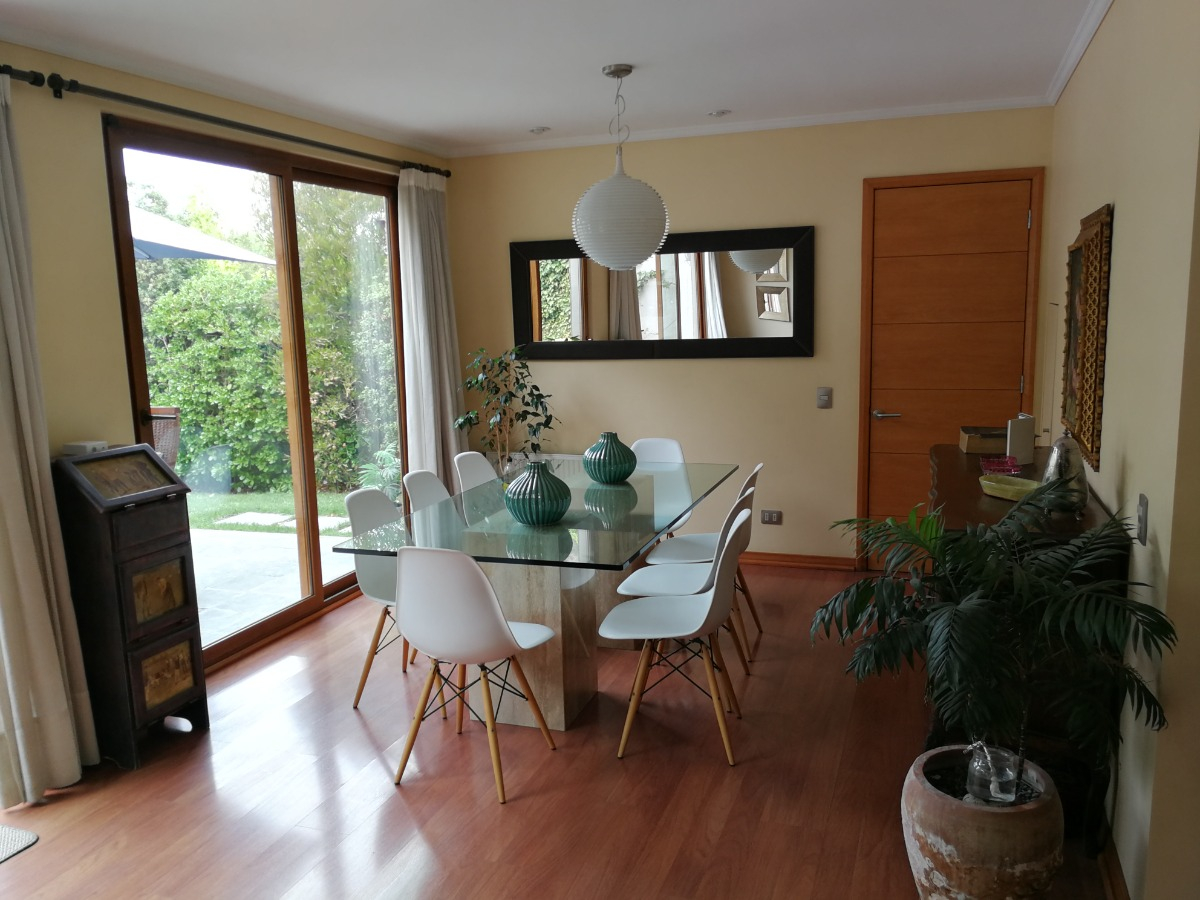 Arriendo Casa 4D San Carlos de Apoquindo - Las Condes
