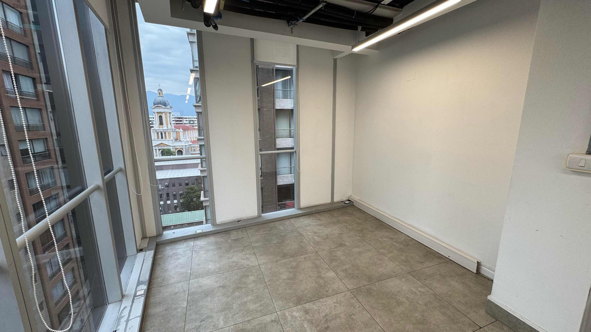 Arriendo Oficina 2B Pedro de Valdivia - Providencia