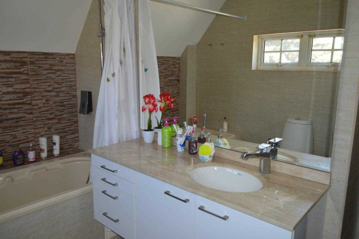 Venta Casa 6D en suite Walk-in cl&oacute;set 5B 4E 2B Los Trapenses - Lo Barnechea