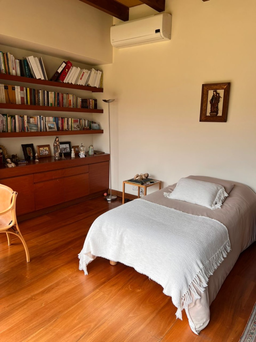 Venta Casa NO 6D en suite Walk-in cl&oacute;set 4B 5E 1B Tabancura - Vitacura