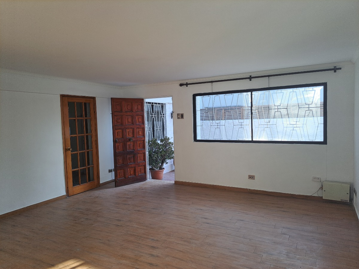 Arriendo Casa NO 3D 2B 2E 1B Juan XXIII - Vitacura