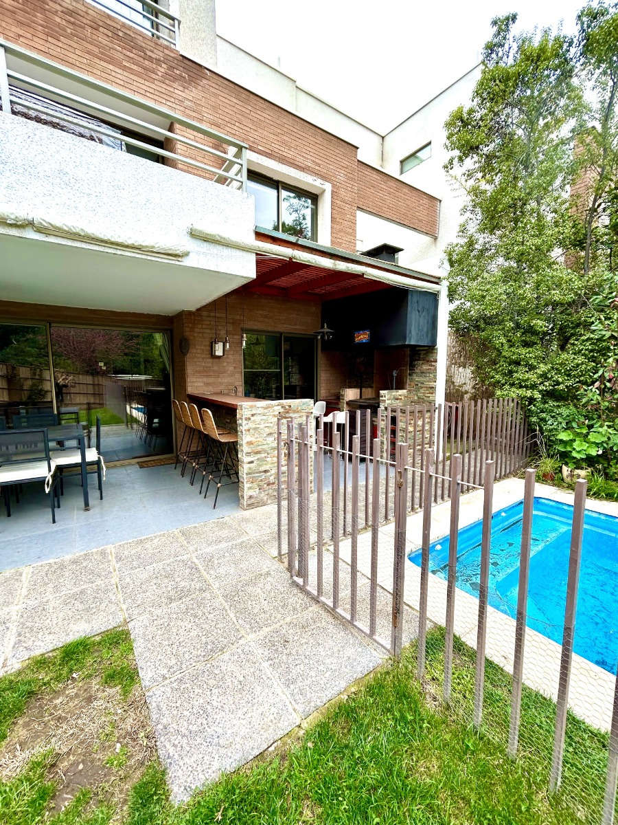 Venta Casa S 3D en suite Walk-in cl&oacute;set 3B 3E 1B Los Trapenses - Lo Barnechea