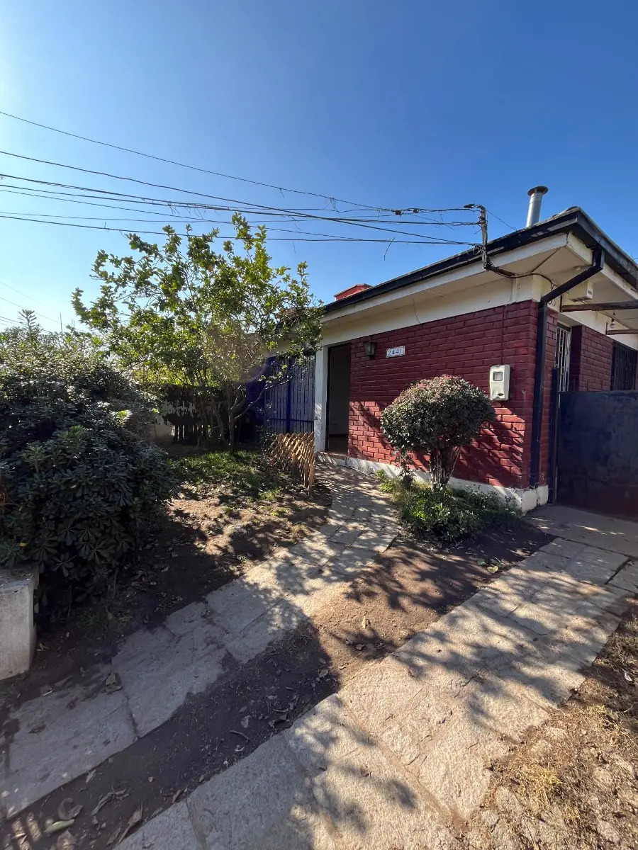 Arriendo Casa S 3D 1B 2E 1B Carlos Ossand&oacute;n - La Reina