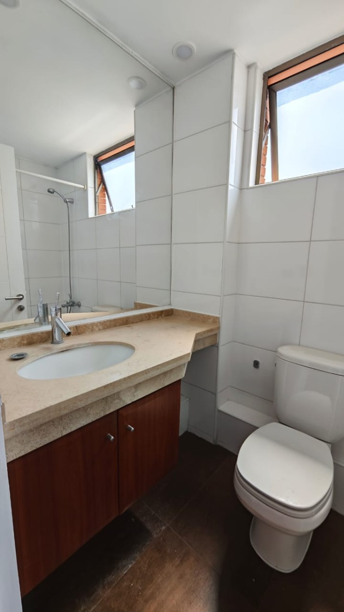 Venta Departamento S 2D en suite 2B 1E 1B Metro Manquehue - Apumanque - Las Condes