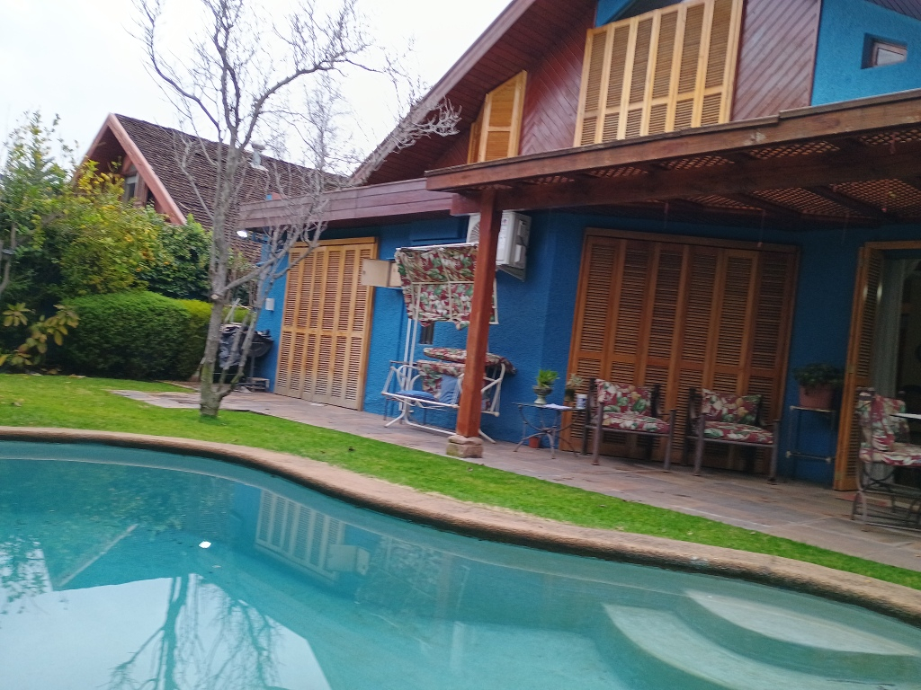 Venta Casa 4D 3B 2E Carlos Ossand&oacute;n - La Reina