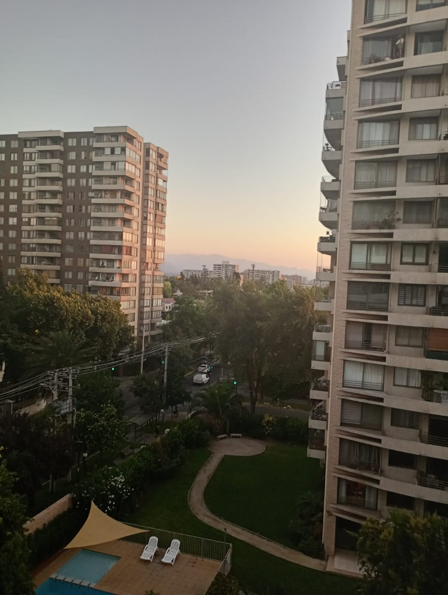 Venta Departamento 2D en suite Walk-in cl&oacute;set 2B 1E 1B Estadio Nacional - &Ntilde;u&ntilde;oa