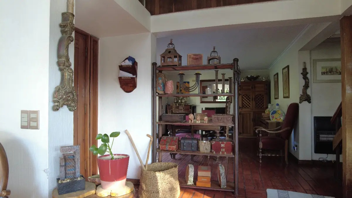 Venta Casa NOSP 5D en suite 3B 2E 1B Rotonda Atenas - Las Condes