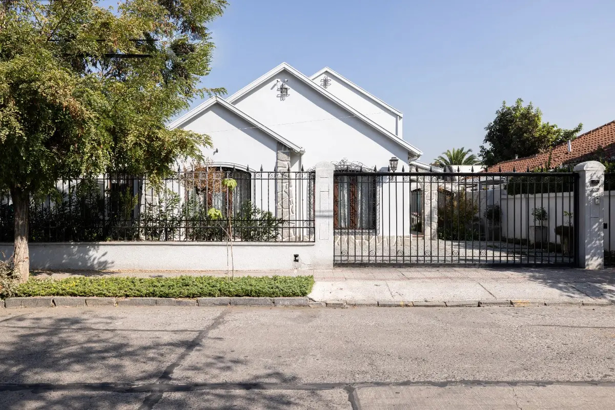 Venta Casa 5D Metro Bilbao - Providencia