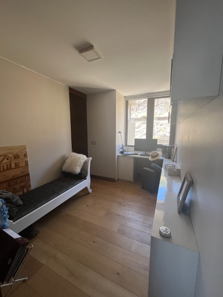 Venta Departamento 4D en suite Walk-in cl&oacute;set 4B 2E 1B Quinchamal&iacute; - Las Condes