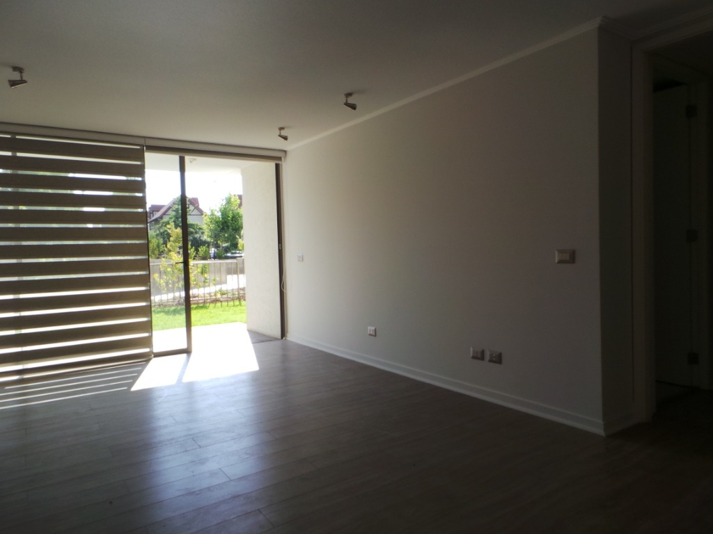 Arriendo Departamento SP 2D en suite Walk-in cl&oacute;set 2B 1E San Carlos de Apoquindo - Las Condes