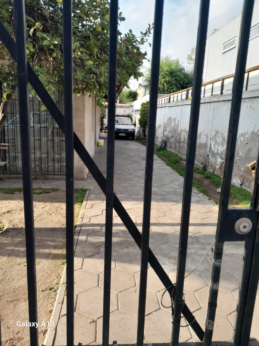 Arriendo Casa NO 3D 2B 3E 1B Metro Pr&iacute;ncipe de Gales - Country Club - La Reina