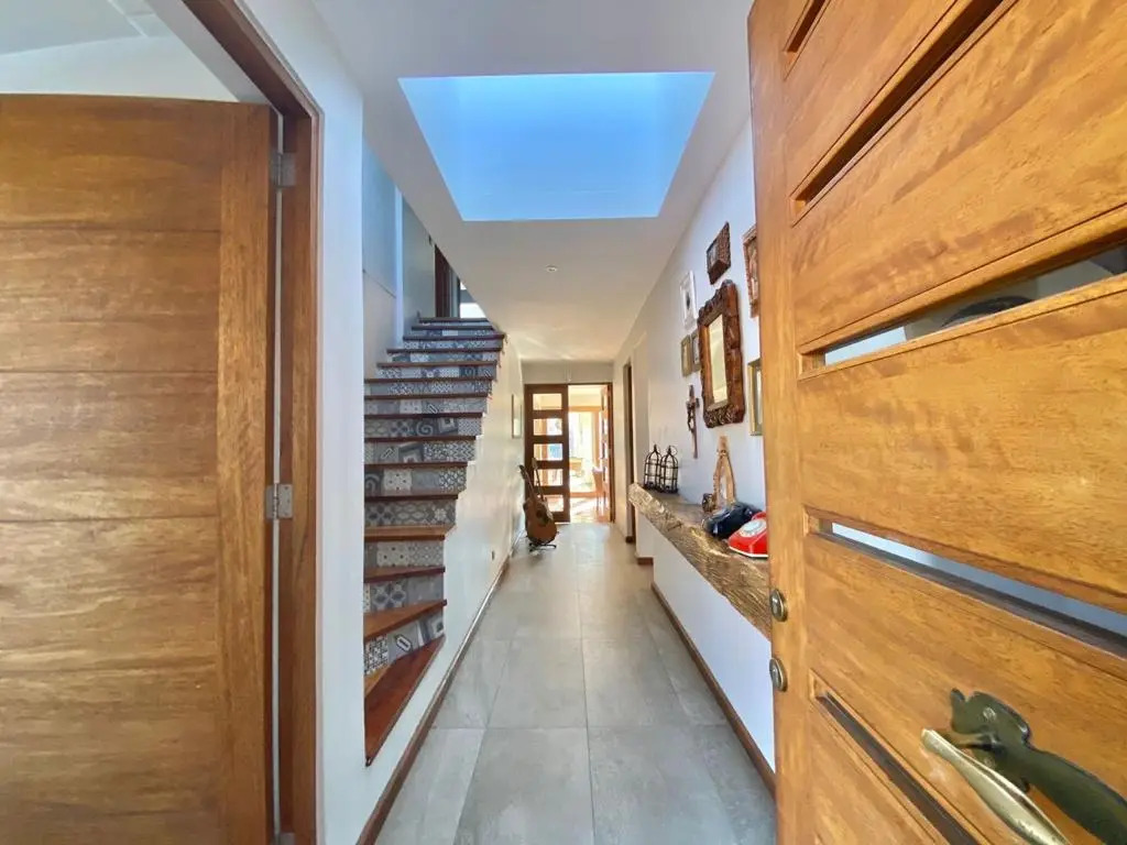 Venta Casa NO 7D en suite Walk-in cl&oacute;set 7B 5E 1Bd La Reina Alta - La Reina