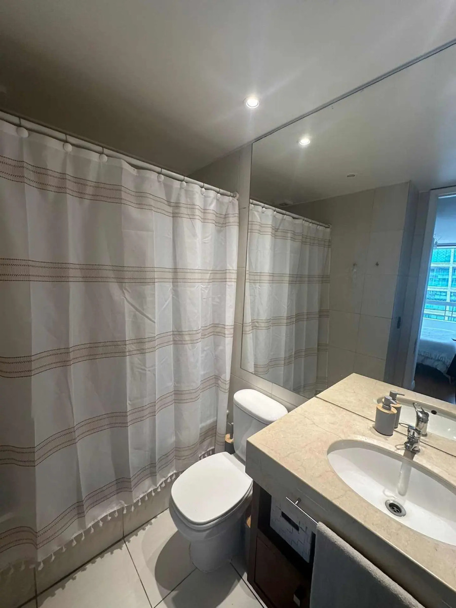 Venta Departamento 1D en suite Walk-in cl&oacute;set 1B 1E 1B Metro Escuela Militar - Las Condes