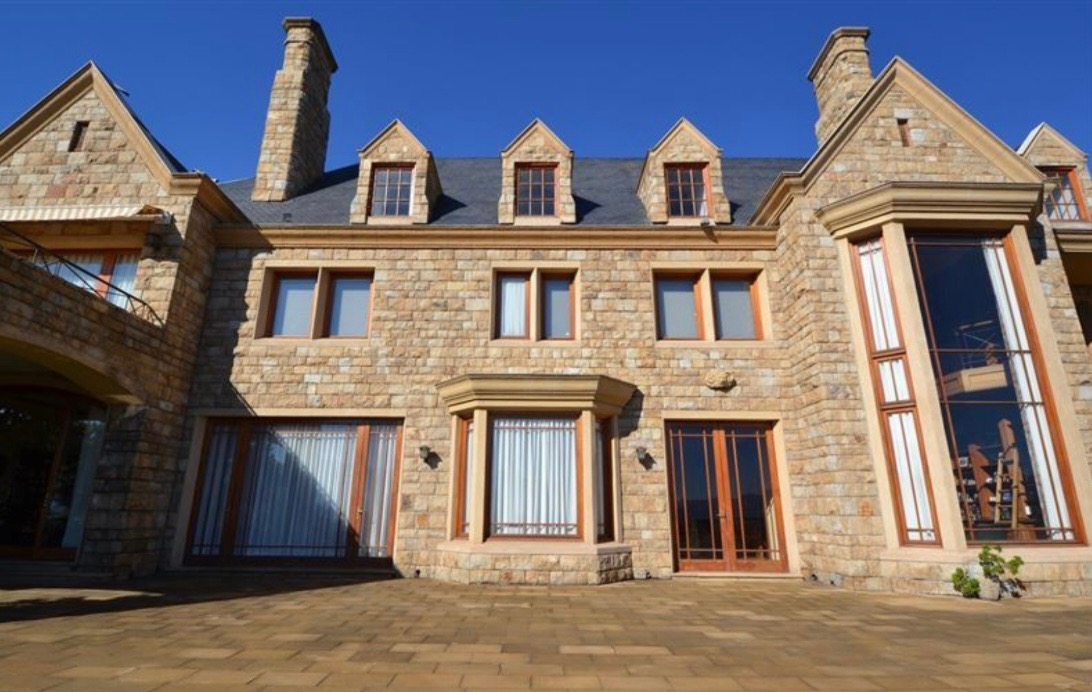 Venta Casa NO 7D en suite Walk-in cl&oacute;set 5B 20E 1B Quinchamal&iacute; - Las Condes