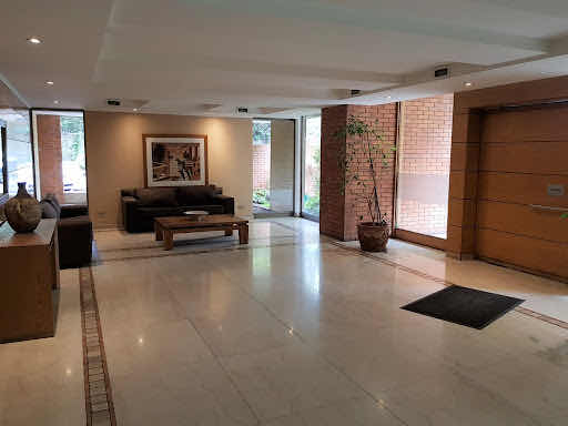 Arriendo Departamento 2D Sebasti&aacute;n Elcano - Las Condes