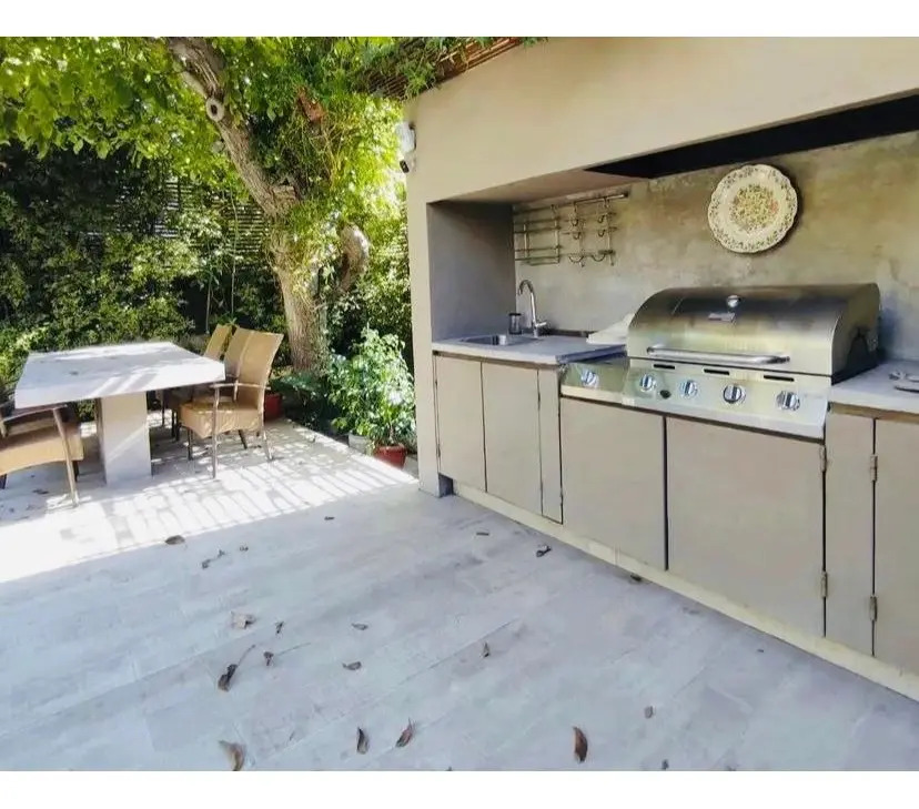 Venta Casa NP 4D en suite Walk-in cl&oacute;set 4B 6E 1B Estadio Croata - Vitacura
