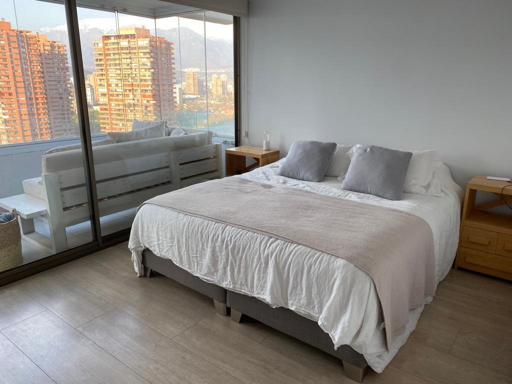 Arriendo Departamento 2D Parque Arauco - Las Condes