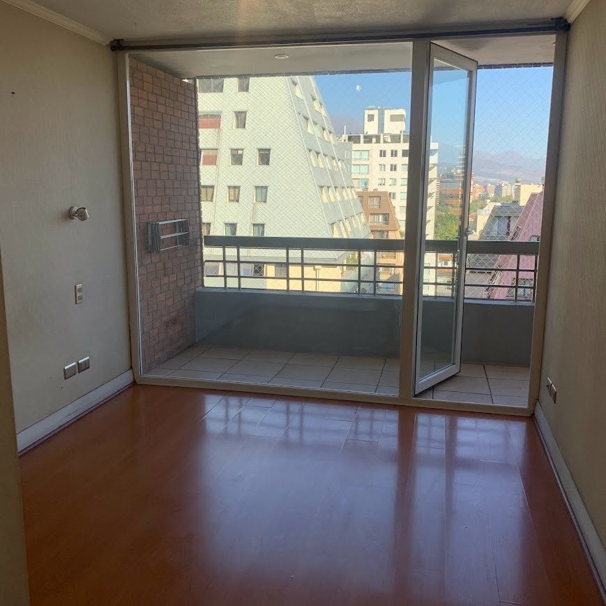 Arriendo Departamento S 1D en suite Walk-in cl&oacute;set 1B 1E 1B Metro Escuela Militar - Las Condes