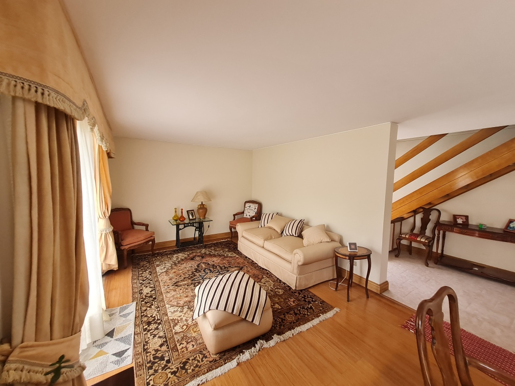 Venta Casa 5D 3B 2E Carlos Ossand&oacute;n - La Reina