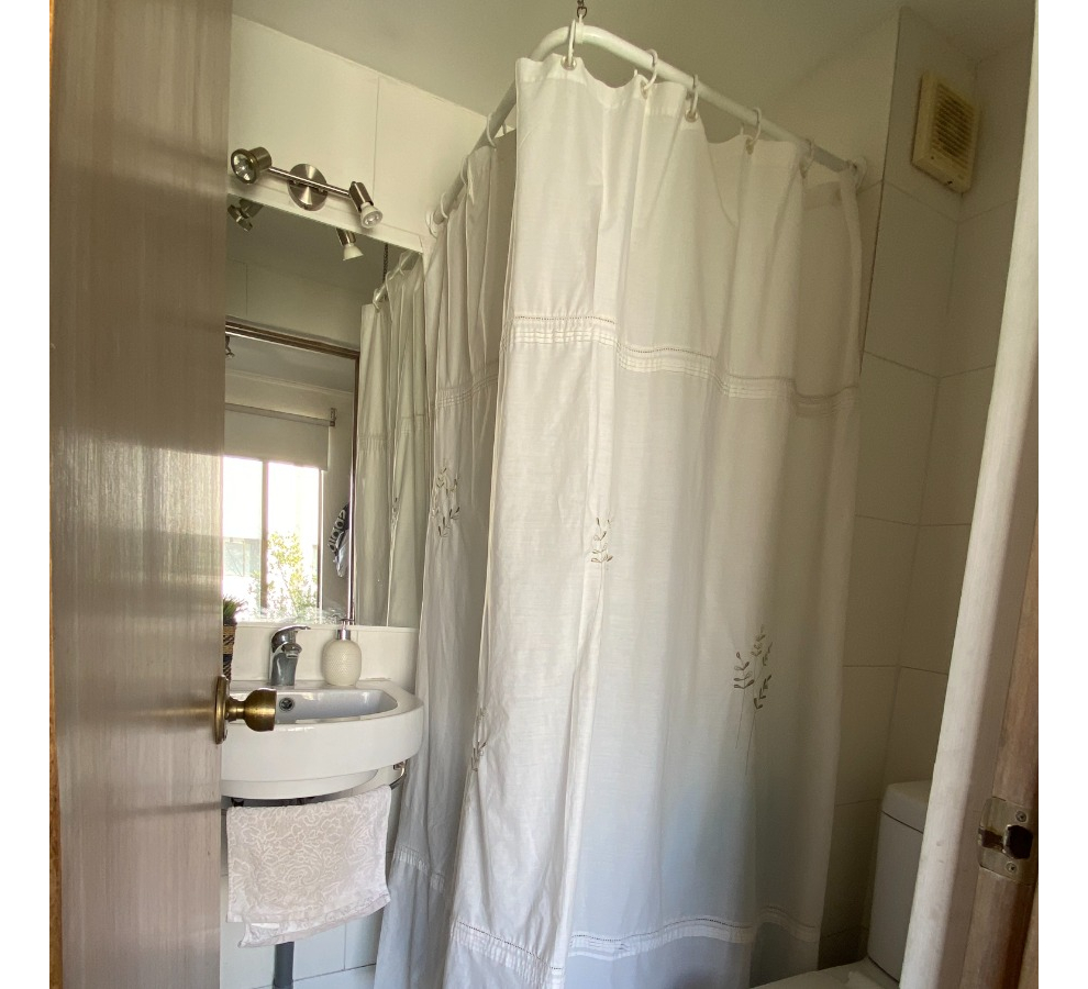 Venta Departamento NO 3D en suite 3B 1E 1B San Carlos de Apoquindo - Las Condes