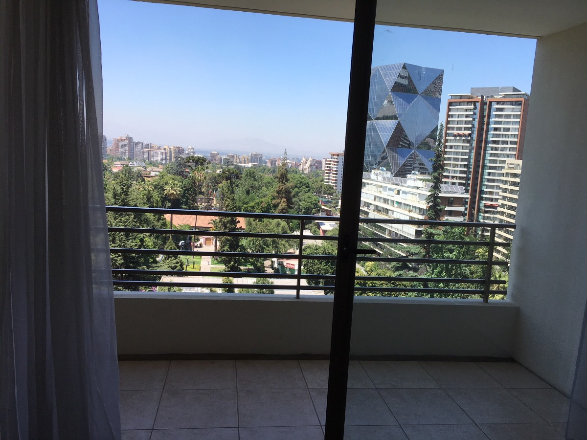 Arriendo Departamento SO 2D en suite Walk-in cl&oacute;set 2B 1E 1B Metro Manquehue - Apumanque - Las Condes
